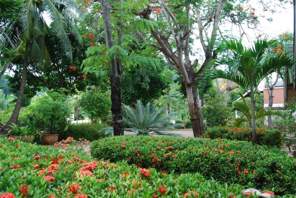 Rose Garden Samui Bungalows Lamai Beach  Dış mekan fotoğraf